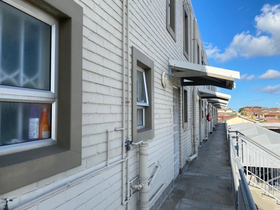 To Let 1 Bedroom Property for Rent in Humewood Extension Eastern Cape